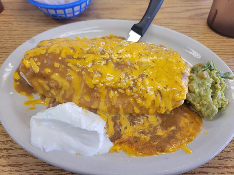 Benny’s Tacos food
